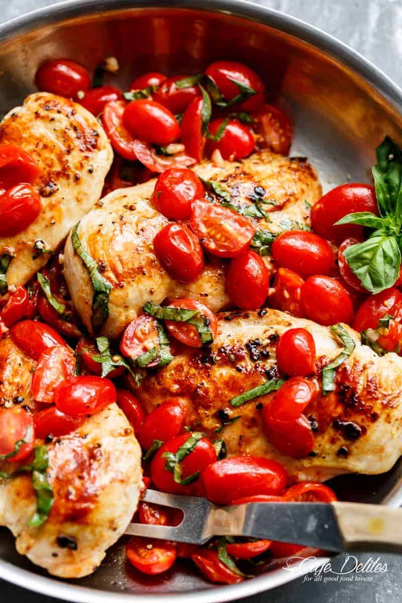 Fresh Garlic Tomato Basil Chicken: Quick Summer Weeknight Meal