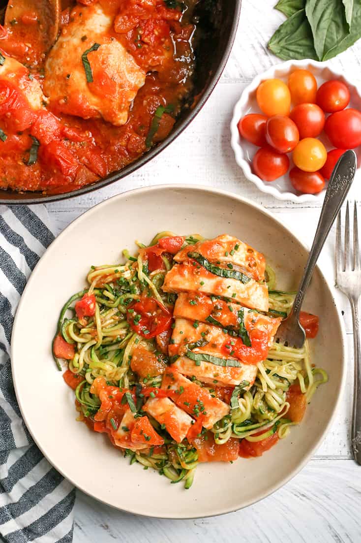 Healthy Low FODMAP Garlic Tomato Basil Chicken in 20 Min